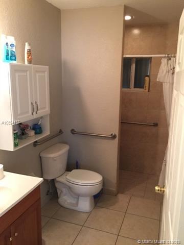 733 SE 8 Pl, Hialeah, FL 33010 photo 11