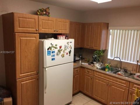 733 SE 8 Pl, Hialeah, FL 33010 photo 7