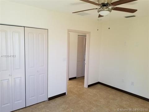 270 E 60th St, Hialeah, FL 33013 photo 17