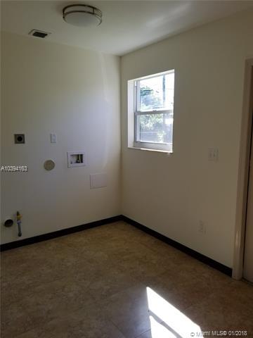 270 E 60th St, Hialeah, FL 33013 photo 11