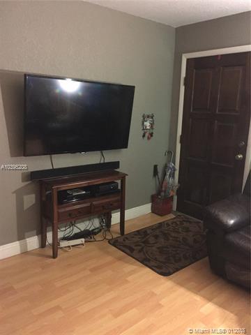 Undisclosed, Hialeah, FL 33012 photo 2
