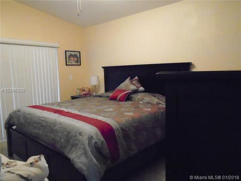 2855 W 74th Pl, Hialeah, FL 33018 photo 6