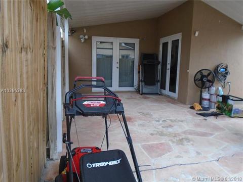 2855 W 74th Pl, Hialeah, FL 33018 photo 21