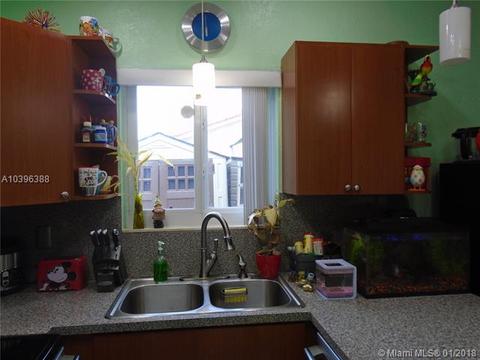 2855 W 74th Pl, Hialeah, FL 33018 photo 10