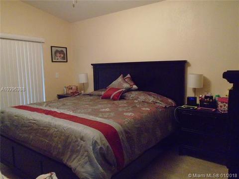 2855 W 74th Pl, Hialeah, FL 33018 photo 13