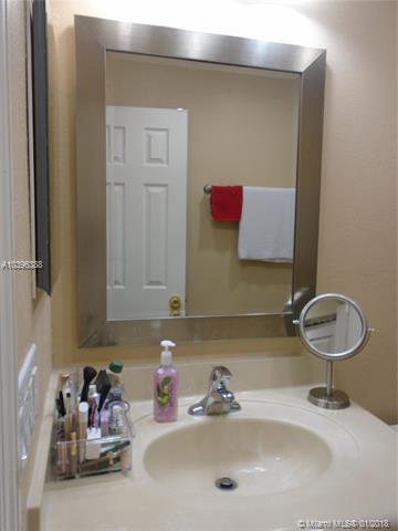 2855 W 74th Pl, Hialeah, FL 33018 photo 15