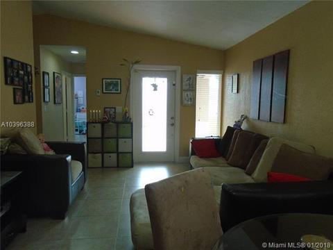 2855 W 74th Pl, Hialeah, FL 33018 photo 7