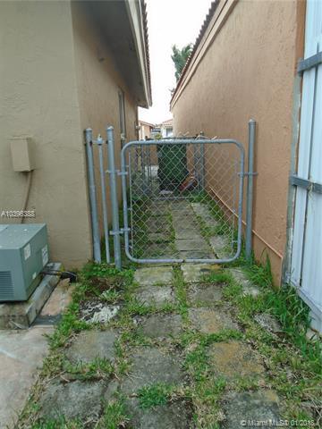 2855 W 74th Pl, Hialeah, FL 33018 photo 22
