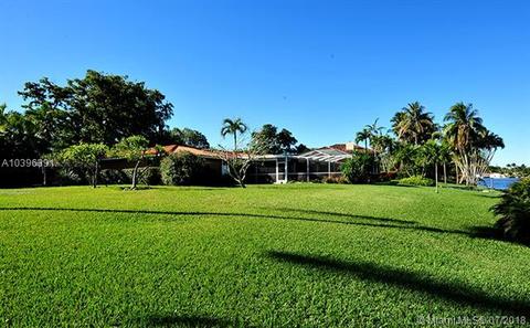 7215 Gleneagle Dr, Miami Lakes, FL 33014 photo 29