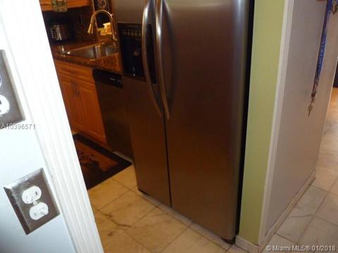 Undisclosed, Hialeah, FL 33015 photo 10