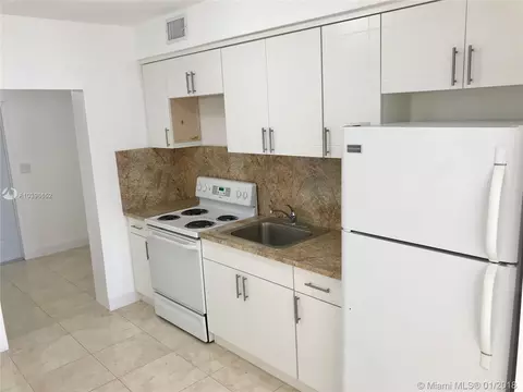 239 W 20th St, Hialeah, FL 33010 photo 8