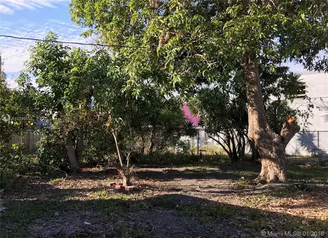 239 W 20th St, Hialeah, FL 33010 photo 32