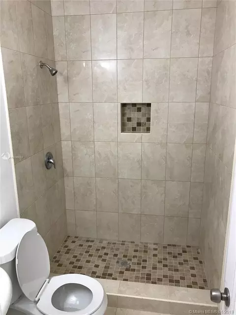 239 W 20th St, Hialeah, FL 33010 photo 13