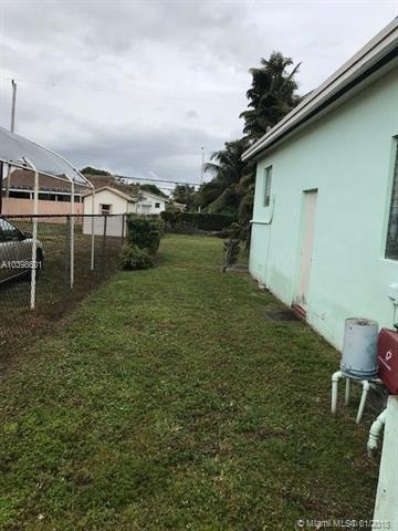 65 E 40th St, Hialeah, FL 33013 photo 2