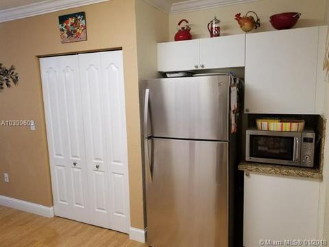 200 E 4 St #204, Hialeah, FL 33010 photo 8
