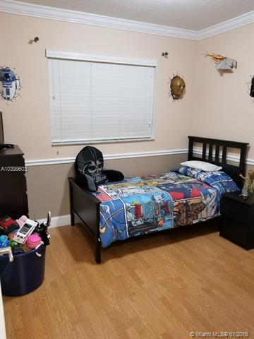 200 E 4 St #204, Hialeah, FL 33010 photo 15