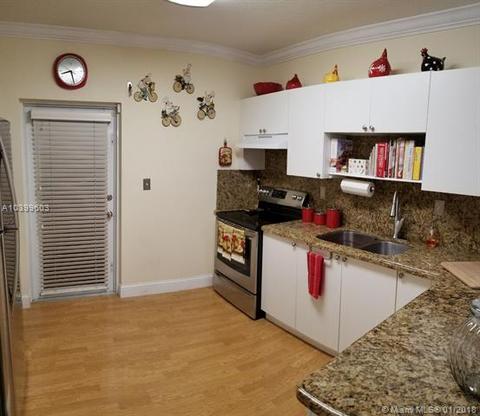 200 E 4 St #204, Hialeah, FL 33010 photo 6