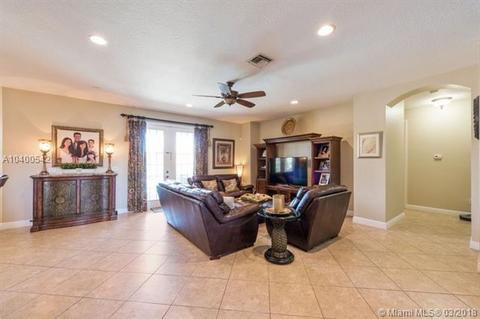 3857 E Hibiscus St, Weston, FL 33332 photo 11