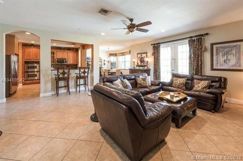 3857 E Hibiscus St, Weston, FL 33332 photo 13