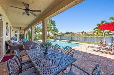 3857 E Hibiscus St, Weston, FL 33332 photo 5