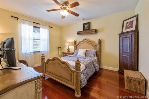 3857 E Hibiscus St, Weston, FL 33332 photo 9
