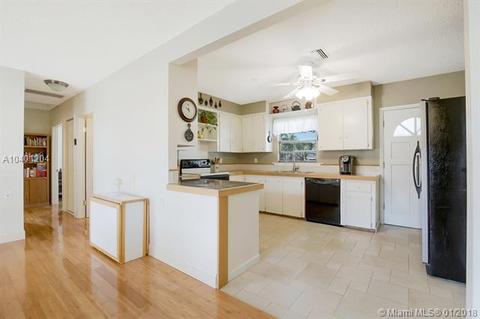 6294 Lucerne St, Jupiter, FL 33458 photo 9