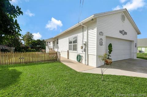 6294 Lucerne St, Jupiter, FL 33458 photo 5