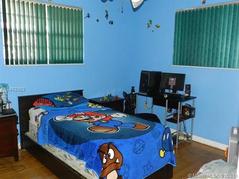 525 E 55th St, Hialeah, FL 33013 photo 7
