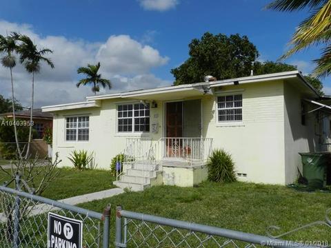 525 E 55th St, Hialeah, FL 33013 photo 2