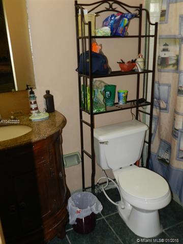 525 E 55th St, Hialeah, FL 33013 photo 9