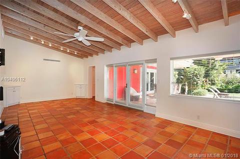 301 Pacific Rd, Key Biscayne, FL 33149 photo 4