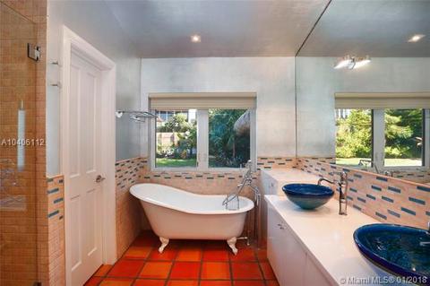 301 Pacific Rd, Key Biscayne, FL 33149 photo 12