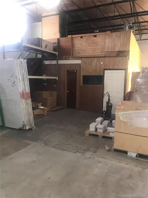 690 W 28th St, Hialeah, FL 33010 photo 3