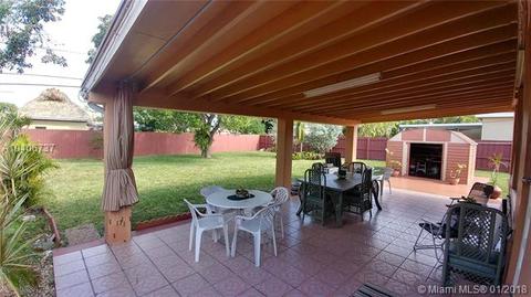 73 E 44th St, Hialeah, FL 33013 photo 9