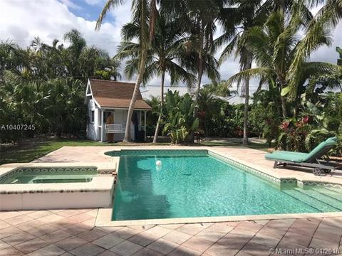 14610 Tarpon Dr, Coral Gables, FL 33158 photo 2