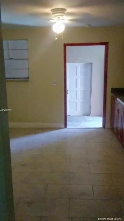 441 SE 2nd St, Hialeah, FL 33010 photo 4