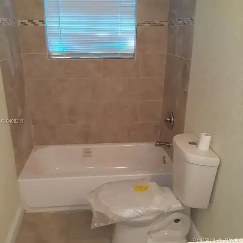 441 SE 2nd St, Hialeah, FL 33010 photo 9