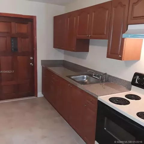 441 SE 2nd St, Hialeah, FL 33010 photo 2