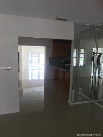 Undisclosed, Hialeah, FL 33013 photo 6