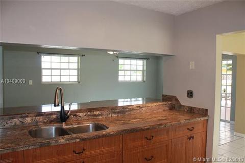 Undisclosed, Hialeah, FL 33015 photo 3