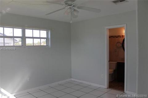 Undisclosed, Hialeah, FL 33015 photo 14