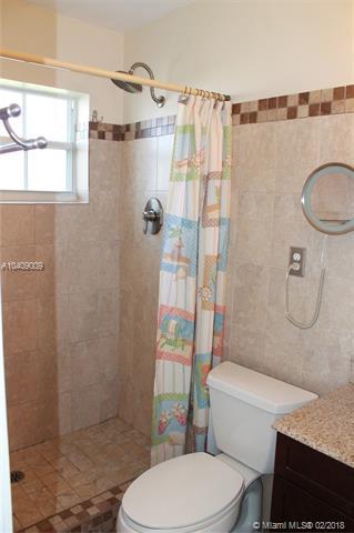 Undisclosed, Hialeah, FL 33015 photo 15