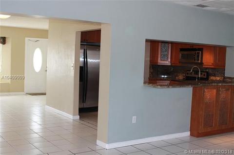 Undisclosed, Hialeah, FL 33015 photo 23
