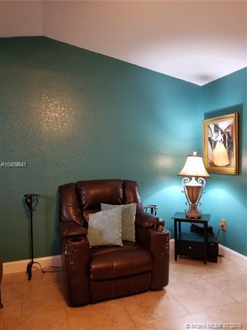 3550 W 75th Pl, Hialeah, FL 33018 photo 11