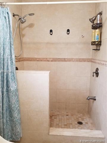 3550 W 75th Pl, Hialeah, FL 33018 photo 18