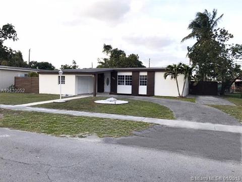 1231 W 63rd St, Hialeah, FL 33012 photo 1