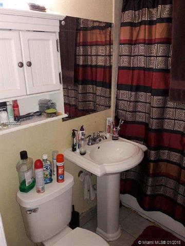 831 SE 4 St, Hialeah, FL 33010 photo 4