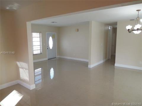 576 53rd Ter, Hialeah, FL 33012 photo 20