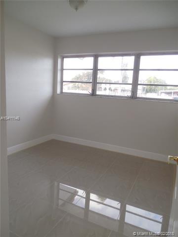 576 53rd Ter, Hialeah, FL 33012 photo 23