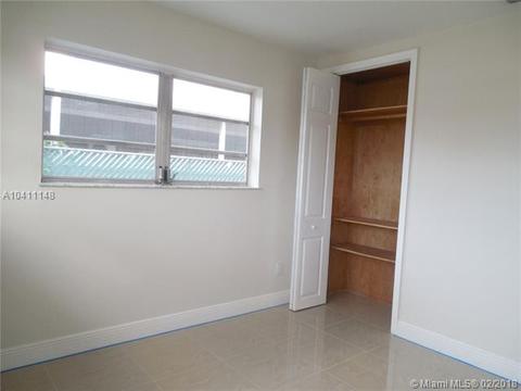 576 53rd Ter, Hialeah, FL 33012 photo 26